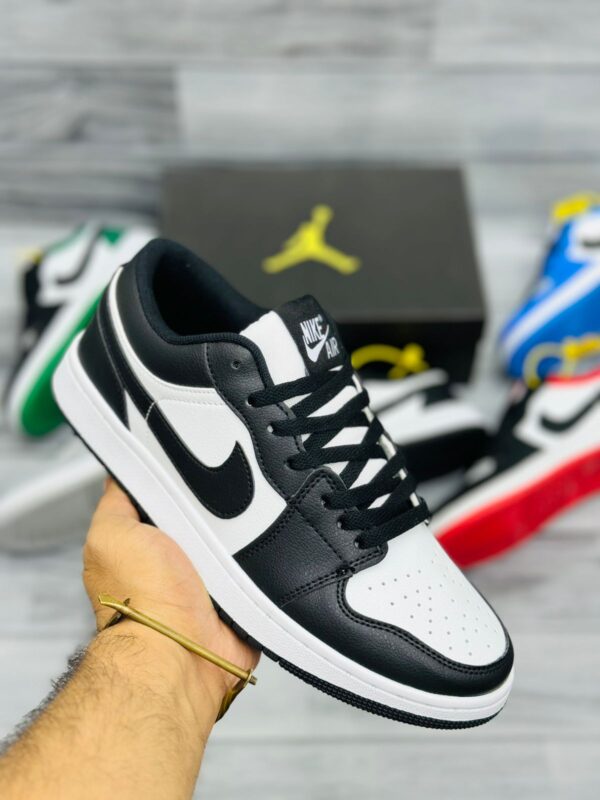 JORDAN LOW ( BLACK-WHITE) - Image 2
