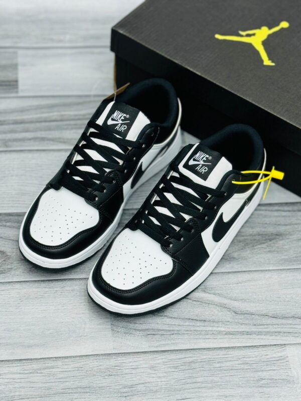 JORDAN LOW ( BLACK-WHITE) - Image 5